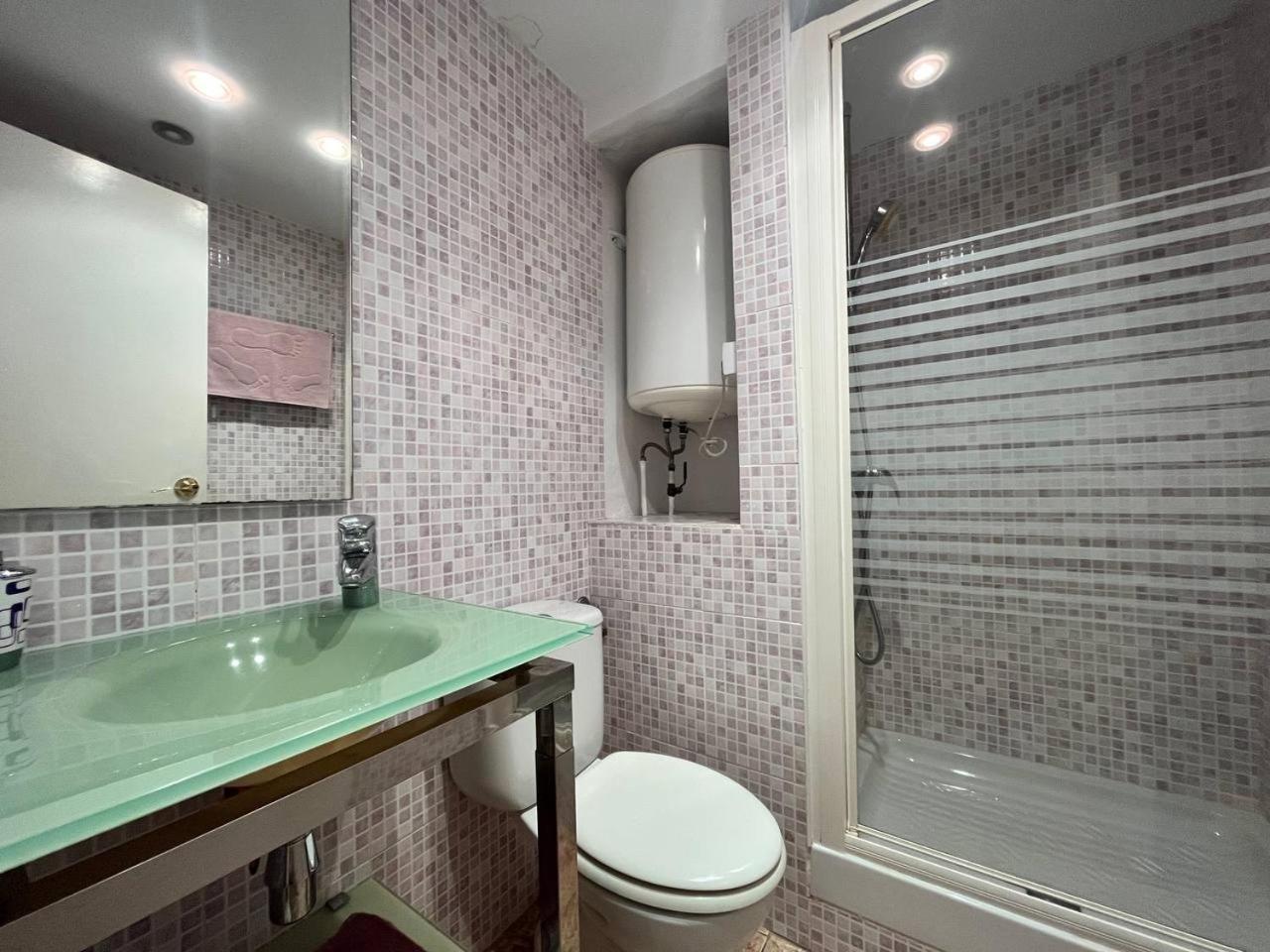 Estudio Con Tres Piscinas Comunitarias Y Pista De Tenis Roses Exterior photo